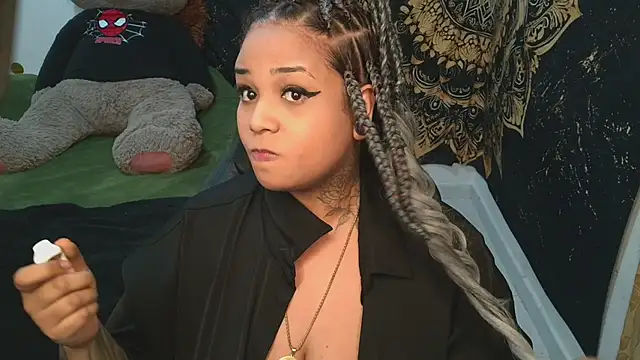 Snapshot of Amaranthagolldiie chatting on 04-21-26, 11:29 Amaranthagolldiie online show from 04-21-26, 11:29