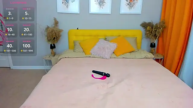 Snapshot of ArielSpell chatting on 02-13-26, 07:48 ArielSpell online show from 02-13-26, 07:48