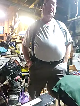 mrwizard4570 online show from 12-18-25, 11:00