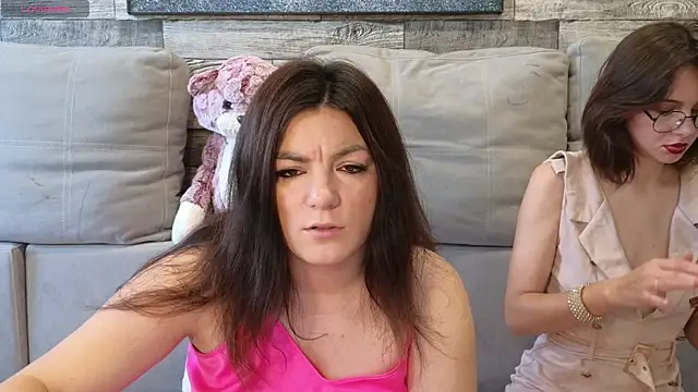 Vika loves you online show from 09-25-25, 02:04