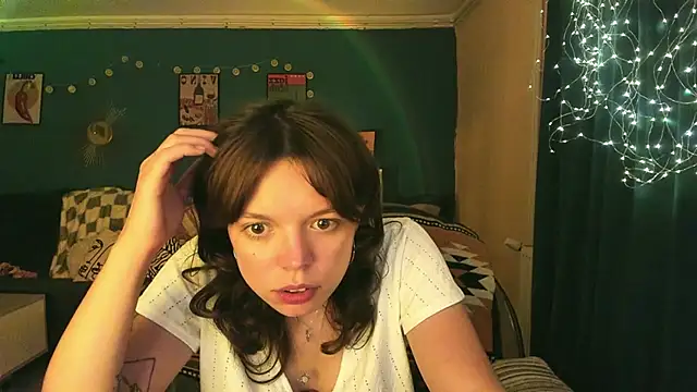 ClancyMorissey online show from 06-08-26, 01:28