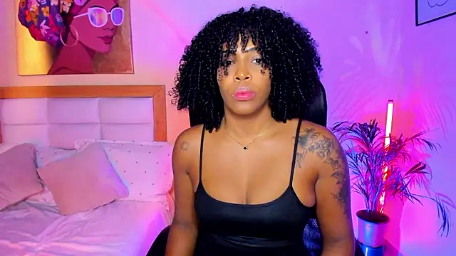 Snapshot of AitanaBrown_ chatting on 02-22-26, 03:21 AitanaBrown online show from 02-22-26, 03:21