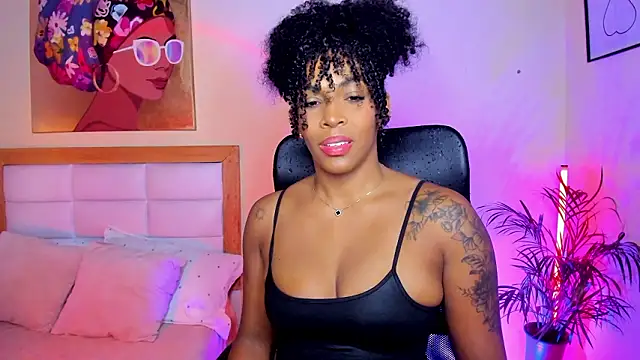 Snapshot of AitanaBrown_ chatting on 03-01-26, 02:30 AitanaBrown online show from 03-01-26, 02:30