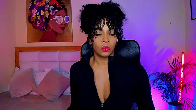 Snapshot of AitanaBrown_ chatting on 03-27-26, 09:25 AitanaBrown online show from 03-27-26, 09:25