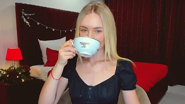 bella  rose online show from 12-12-24, 01:17