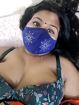 cutee  crazy online show from 01-31-25, 05:21