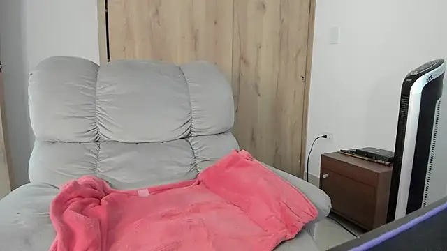 xspecialoomx online show from 05-08-26, 07:52