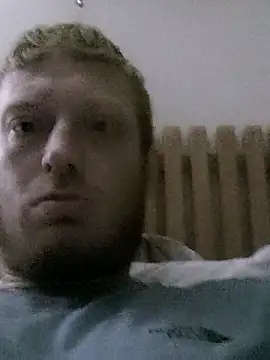 Snapshot of rippedbritish chatting on 11-12-25, 12:44 rippedbritish online show from 11-12-25, 12:44