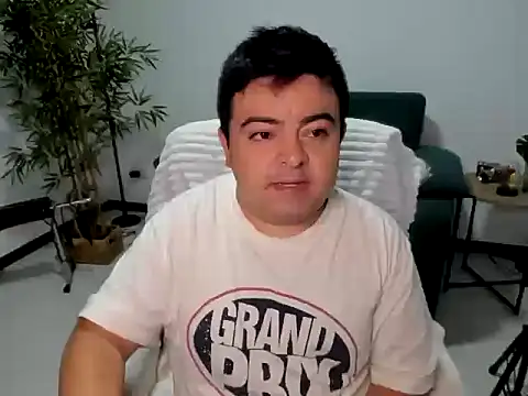 naughty bear online show from 09-28-25, 02:39