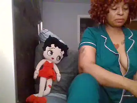 MSweetLindaParks online show from 01-05-25, 01:56