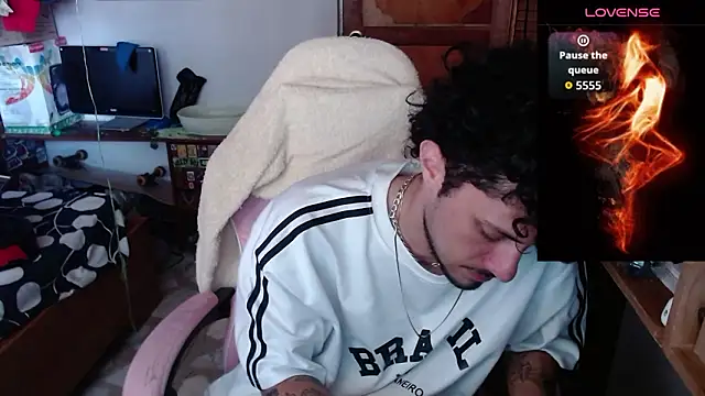 Apolo S online show from 03-19-26, 01:37