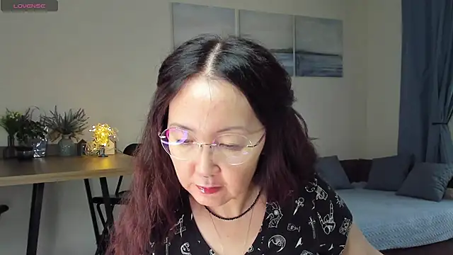 Snapshot of AvroraSakura chatting on 03-13-25, 11:41 AvroraSakura online show from 03-13-25, 11:41