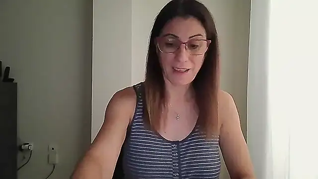 Sanada hot online show from 09-26-25, 07:45