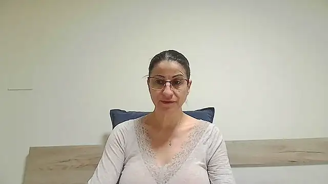 Snapshot of Sanada_hot chatting on 01-16-26, 07:56 Sanada hot online show from 01-16-26, 07:56