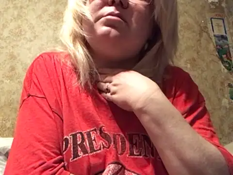 DoraMay online show from 02-04-26, 08:47