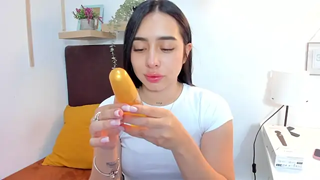 isabella jade online show from 03-15-25, 01:07