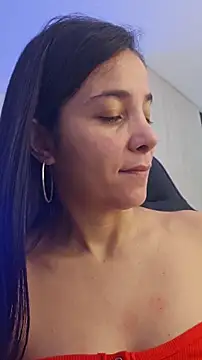 miaeyes online show from 11-08-25, 12:16