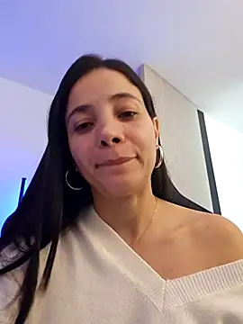 miaeyes online show from 02-04-26, 02:01