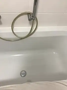 Snapshot of sexy_l_o_ chatting on 11-12-25, 07:42 sexy l o online show from 11-12-25, 07:42