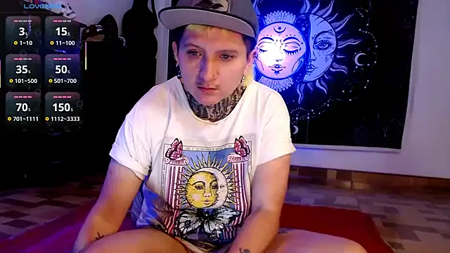 Marieblueeyes online show from 01-17-25, 01:47