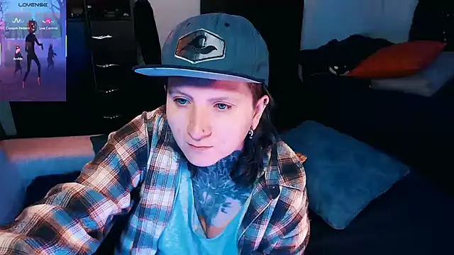 Snapshot of Marieblueeyes chatting on 10-05-25, 12:31 Marieblueeyes online show from 10-05-25, 12:31