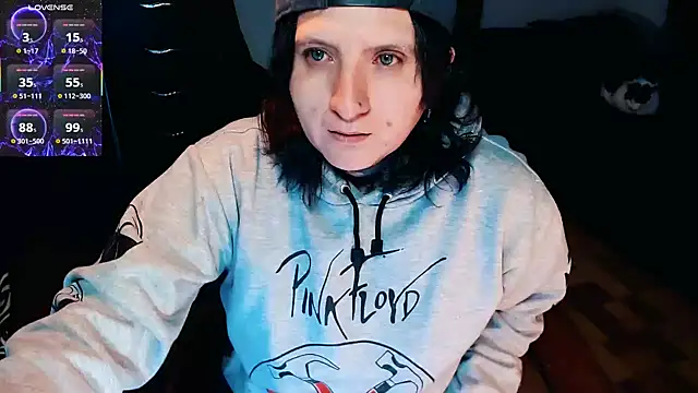 Snapshot of Marieblueeyes chatting on 10-15-25, 08:20 Marieblueeyes online show from 10-15-25, 08:20