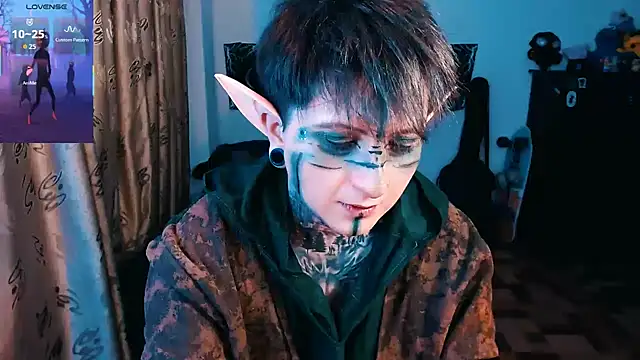 Snapshot of Marieblueeyes chatting on 10-26-25, 01:00 Marieblueeyes online show from 10-26-25, 01:00