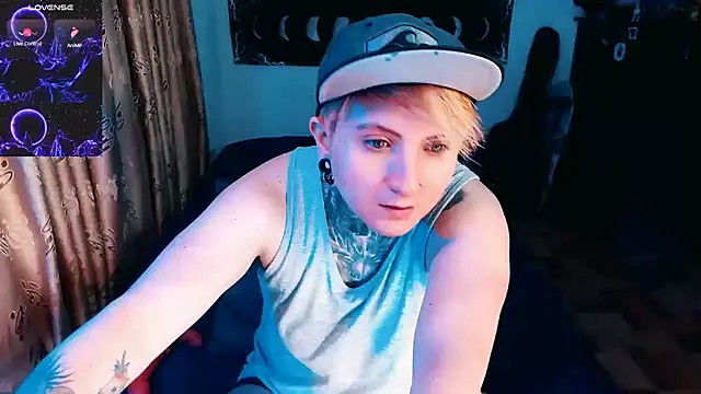 Marieblueeyes online show from 11-11-25, 02:00