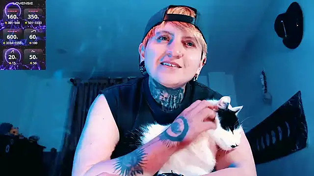 Marieblueeyes online show from 11-29-25, 04:04