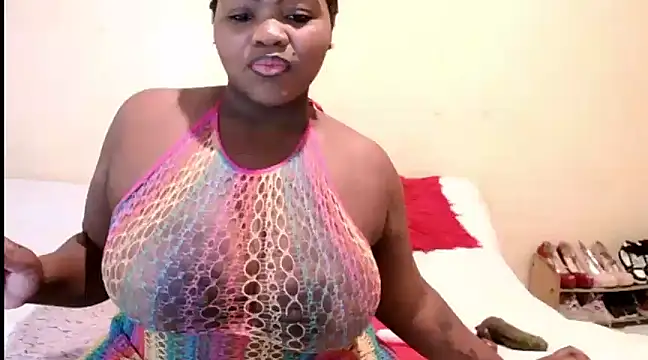 Snapshot of Queen_BootyXXX chatting on 03-15-25, 01:52 Queen BootyXXX online show from 03-15-25, 01:52