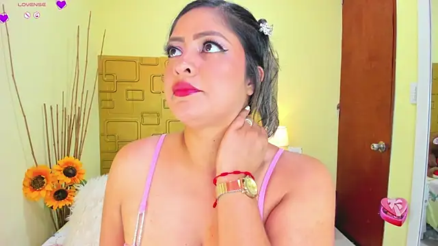 Julia Haye online show from 01-28-25, 05:00