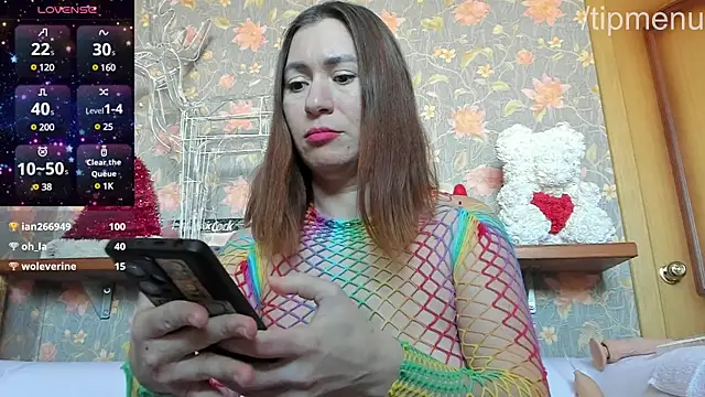 SophieBush online show from 02-25-25, 10:37