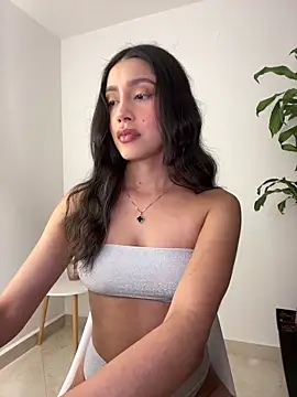 Snapshot of SelenaStone chatting on 11-09-25, 11:47 SelenaStone online show from 11-09-25, 11:47