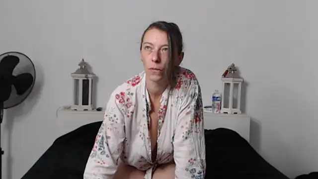 Snapshot of Oriane_Jackson chatting on 11-07-25, 11:10 Oriane Jackson online show from 11-07-25, 11:10