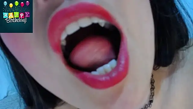 Alexandrasaenz online show from 12-22-25, 11:02