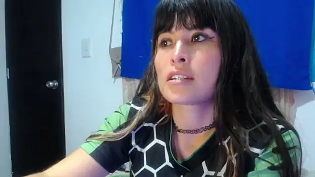 Alexandrasaenz online show from 05-06-26, 02:19