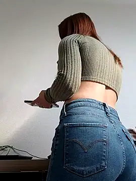 Snapshot of clara-francaise chatting on 03-02-25, 02:10 clara-francaise online show from 03-02-25, 02:10