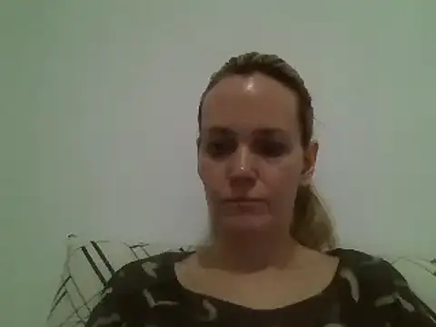 Snapshot of Annylove1 chatting on 12-27-24, 12:29 Annylove1 online show from 12-27-24, 12:29