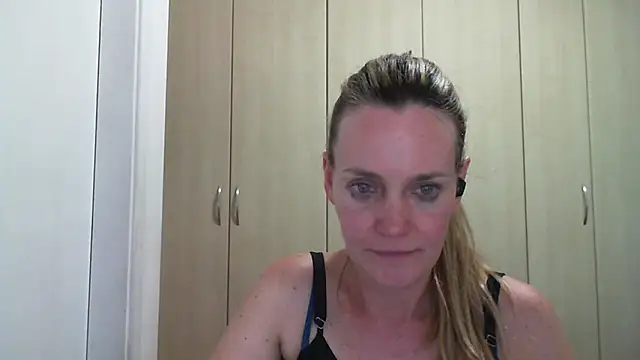 Snapshot of Annylove1 chatting on 01-13-25, 12:51 Annylove1 online show from 01-13-25, 12:51