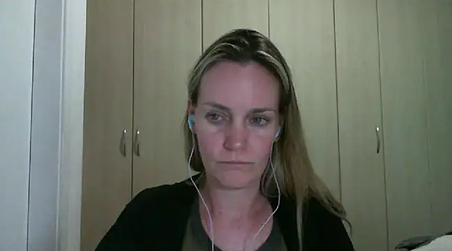 Snapshot of Annylove1 chatting on 01-16-25, 08:46 Annylove1 online show from 01-16-25, 08:46