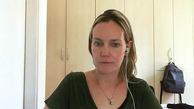 Snapshot of Annylove1 chatting on 01-21-25, 02:48 Annylove1 online show from 01-21-25, 02:48
