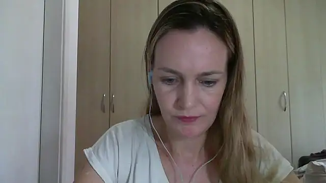 Snapshot of Annylove1 chatting on 01-30-25, 10:50 Annylove1 online show from 01-30-25, 10:50
