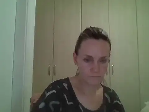 Snapshot of Annylove1 chatting on 02-15-25, 12:15 Annylove1 online show from 02-15-25, 12:15