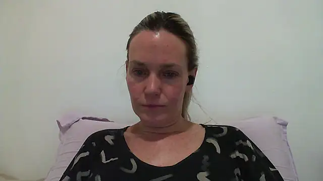 Snapshot of Annylove1 chatting on 02-16-25, 11:59 Annylove1 online show from 02-16-25, 11:59