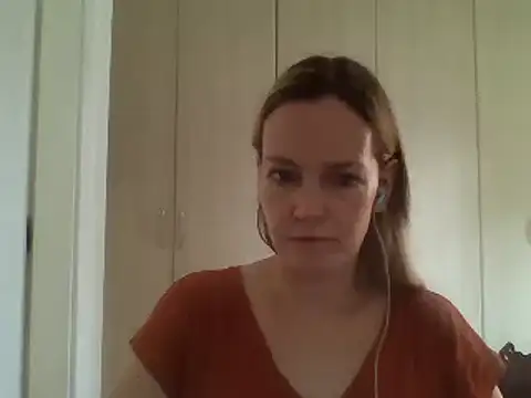 Snapshot of Annylove1 chatting on 02-20-25, 10:48 Annylove1 online show from 02-20-25, 10:48