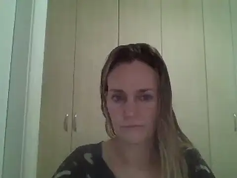 Snapshot of Annylove1 chatting on 02-27-25, 10:20 Annylove1 online show from 02-27-25, 10:20