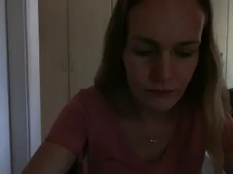 Snapshot of Annylove1 chatting on 03-10-25, 04:57 Annylove1 online show from 03-10-25, 04:57