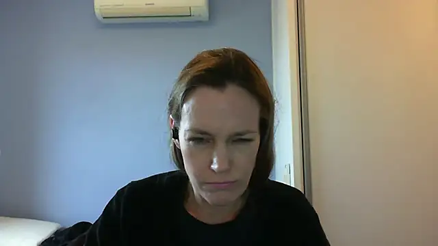 Snapshot of Annylove1 chatting on 09-17-25, 10:50 Annylove1 online show from 09-17-25, 10:50