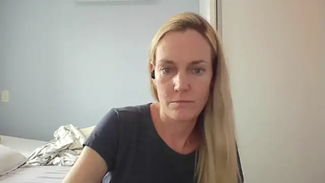 Annylove1 online show from 01-15-26, 03:49