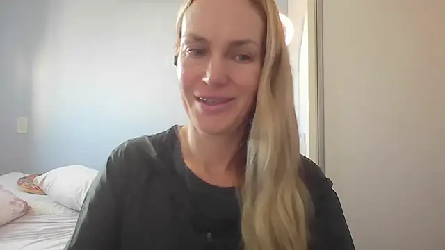 Annylove1 online show from 05-05-26, 12:24
